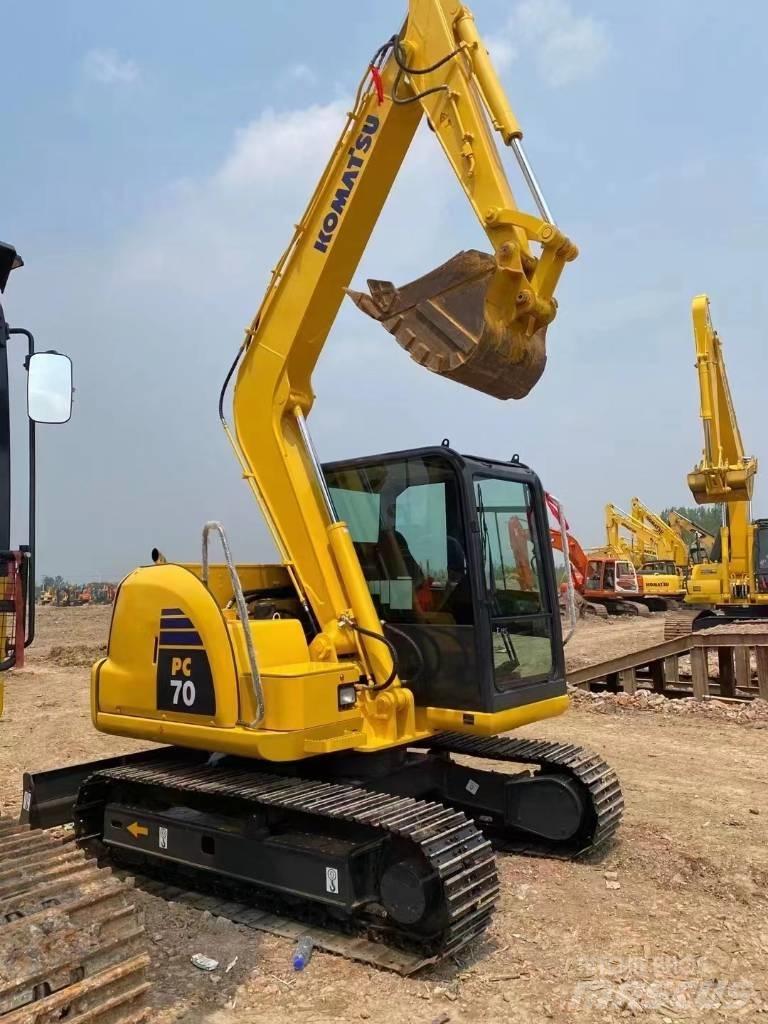 Komatsu PC 70 Gravemaskiner på larvebånd