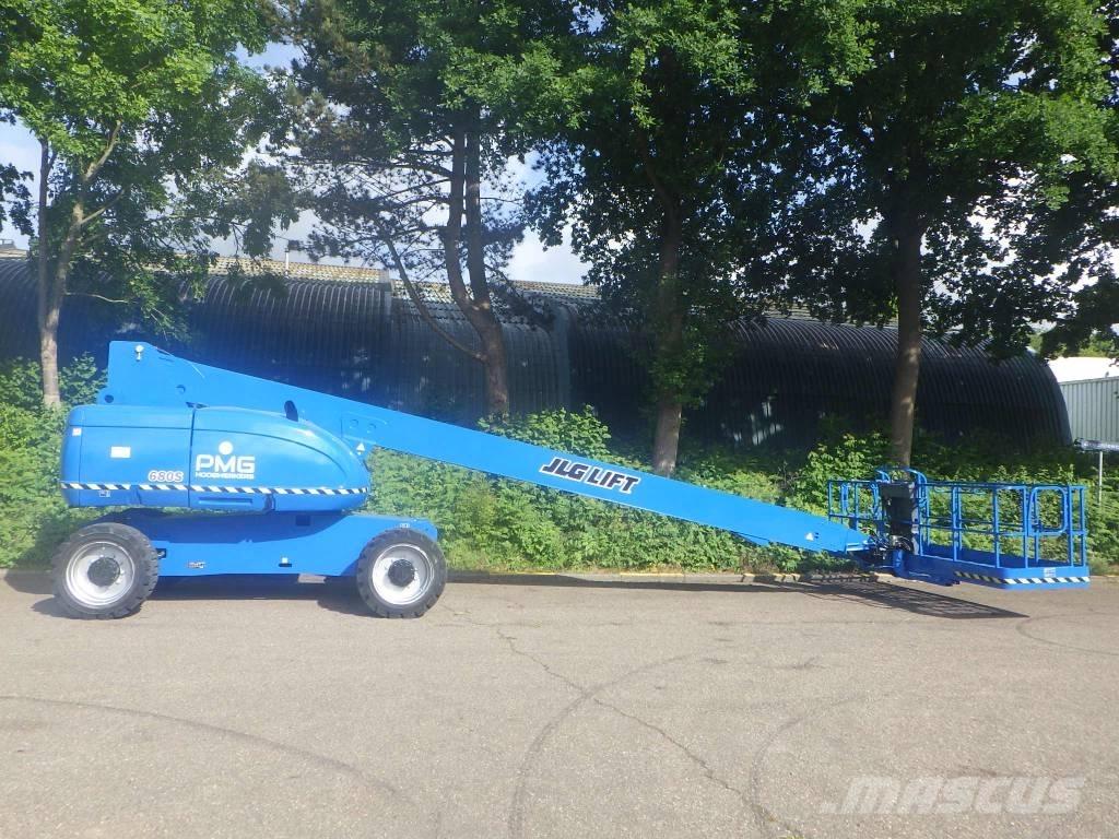 JLG 680S Teleskoplifte