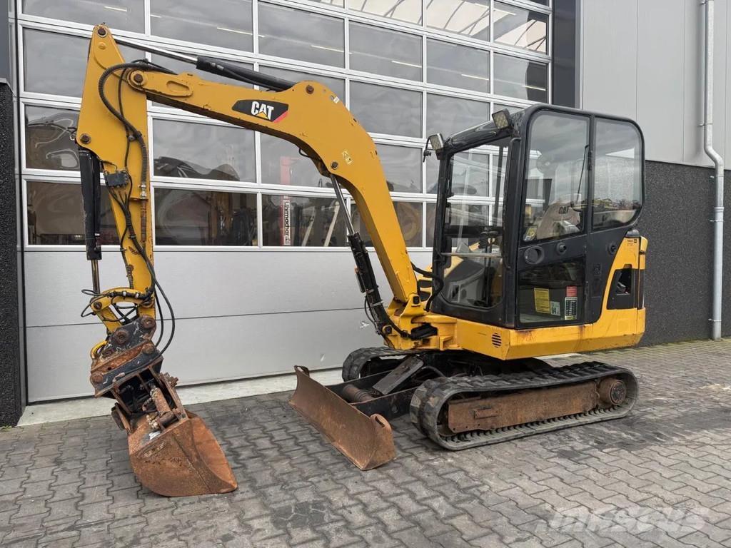 CAT 302.5C Minigravemaskiner
