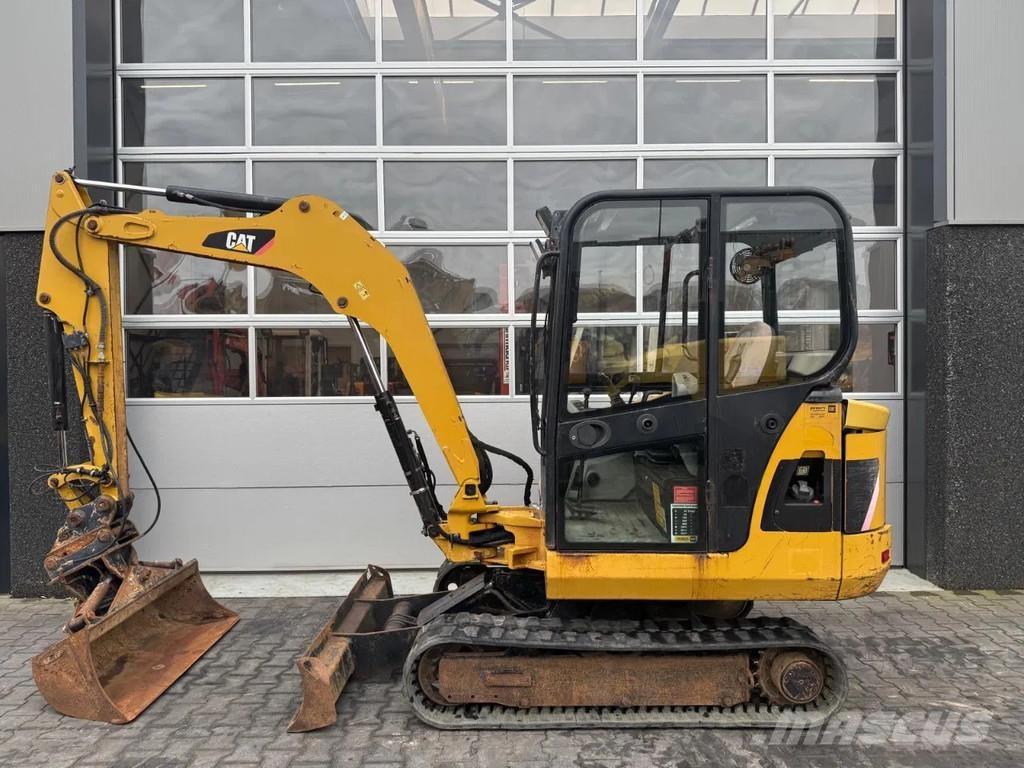 CAT 302.5C Minigravemaskiner