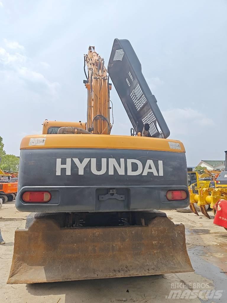 Hyundai R210W-9 Gravemaskiner på hjul
