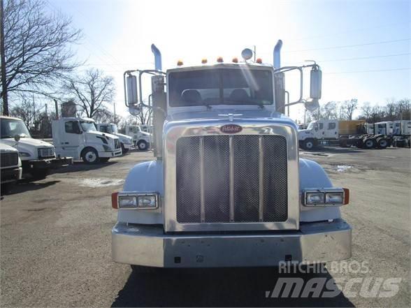 Peterbilt 365 Slamsuger
