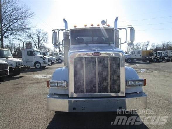 Peterbilt 365 Slamsuger