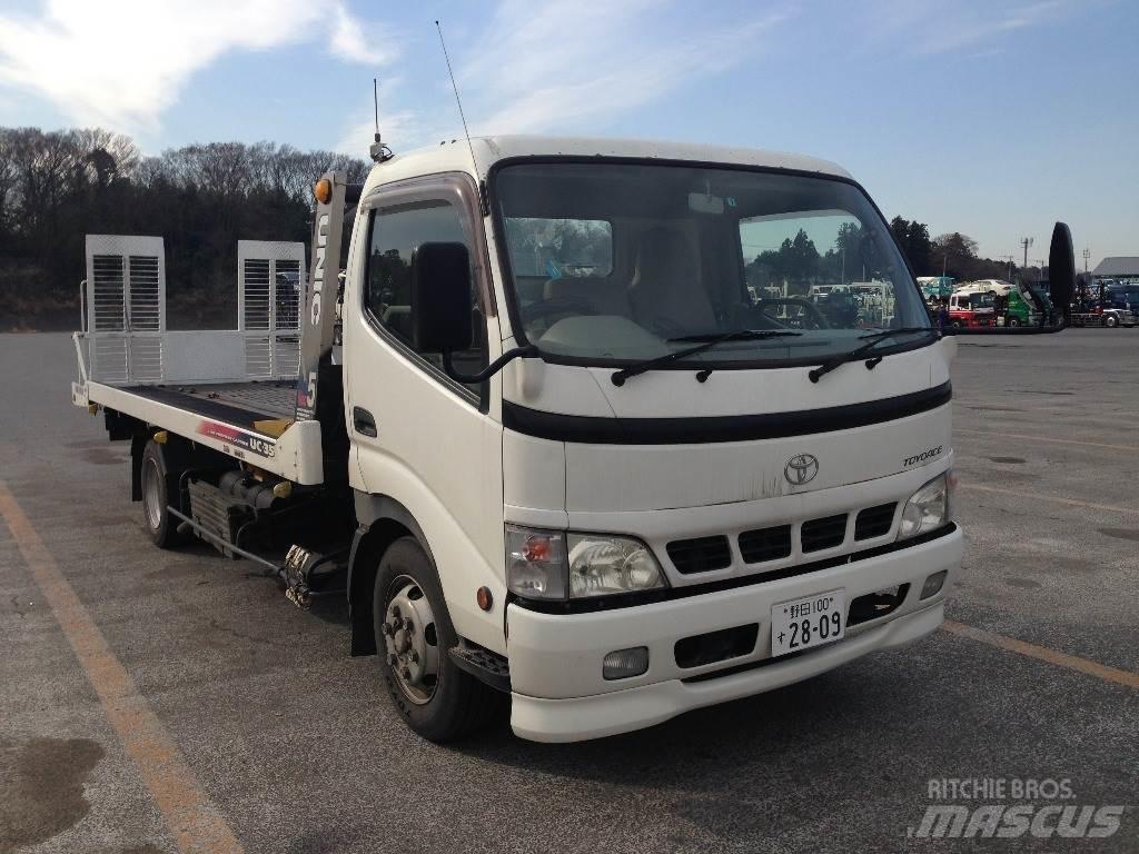 Toyota PB-XZU423 Autotransportere / Knæklad