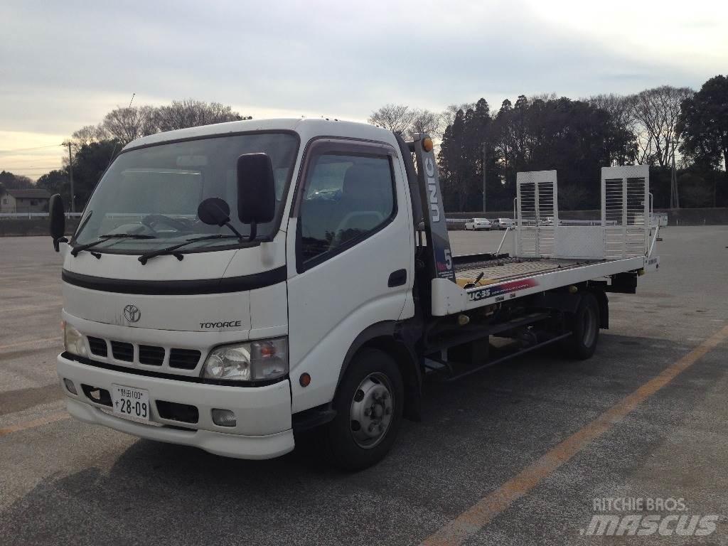 Toyota PB-XZU423 Autotransportere / Knæklad