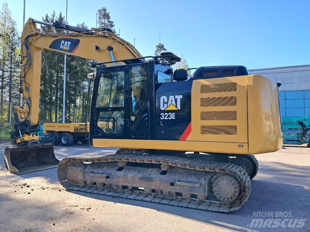 CAT 323 E Gravemaskiner på larvebånd