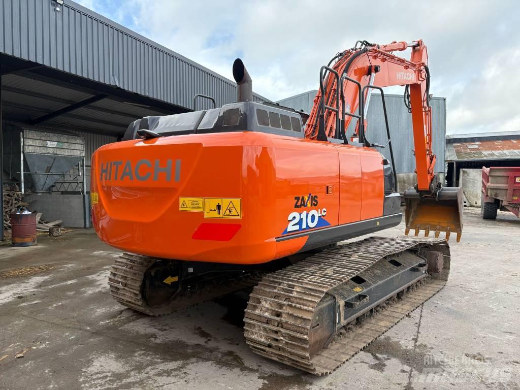 Hitachi 210LC Gravemaskiner på larvebånd