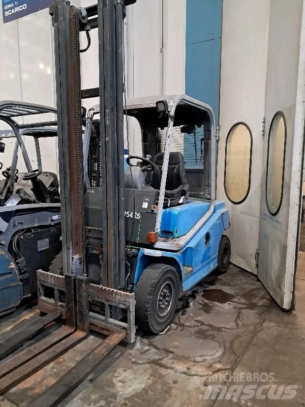 Cesab DRAGO HN 250 Diesel gaffeltrucks