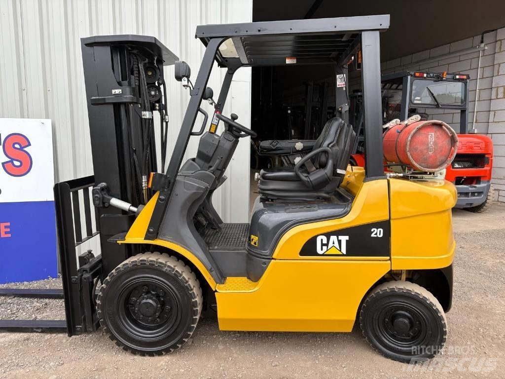 CAT GP 20 N LPG gaffeltrucks