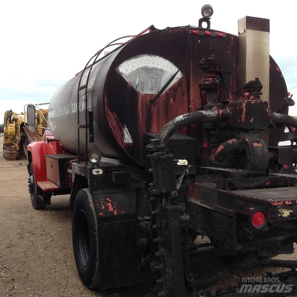 Ford F 700 Betonbiler