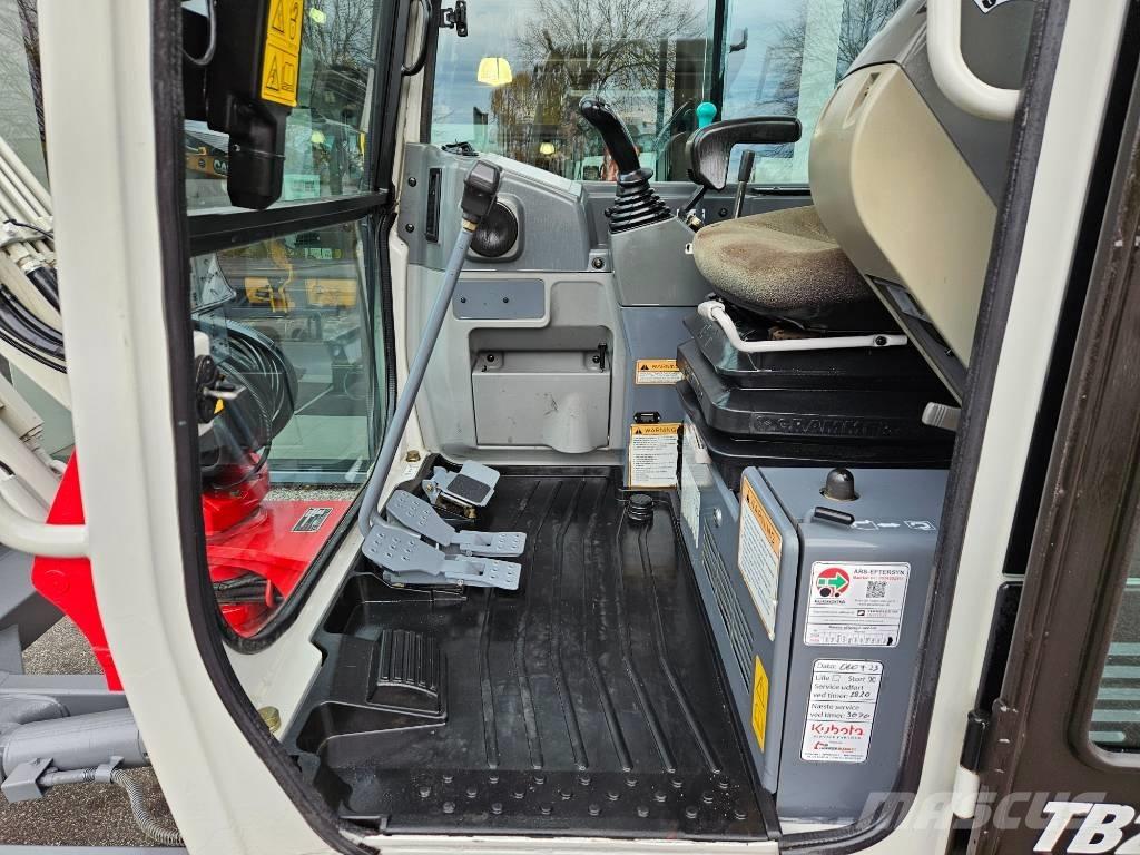 Takeuchi TB 235 Minigravemaskiner