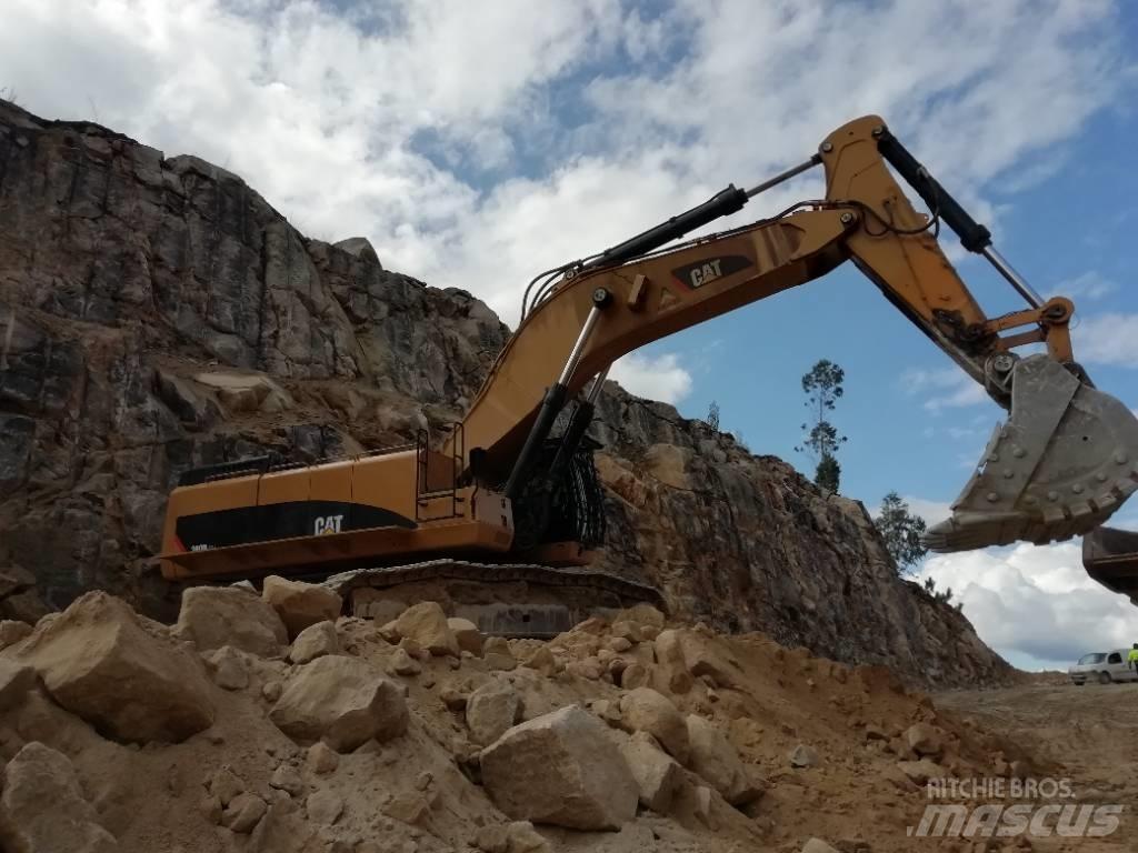 CAT 390 D L ME Gravemaskiner på larvebånd