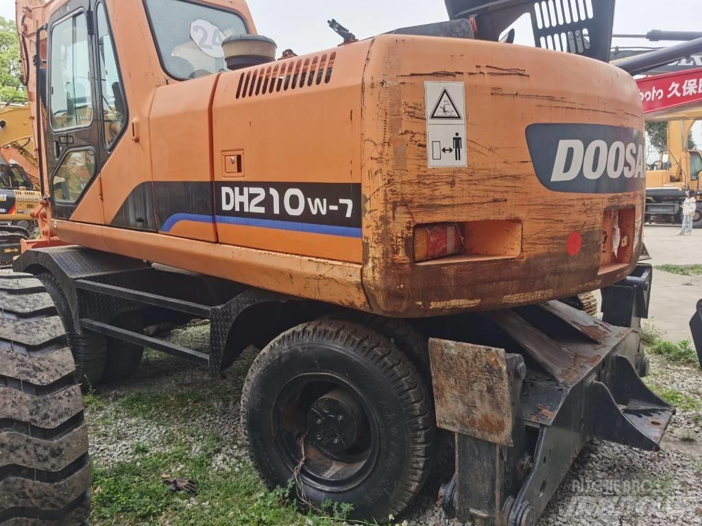 Doosan DH 210 W-7 Gravemaskiner på hjul