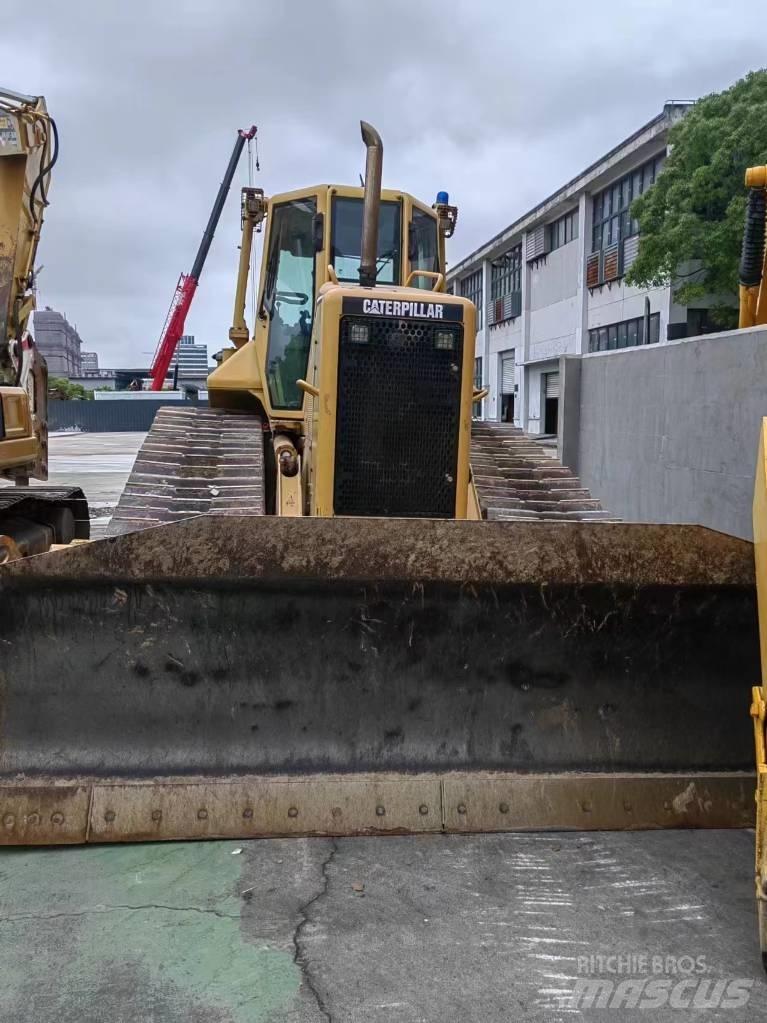 CAT D5N Bulldozer på larvebånd