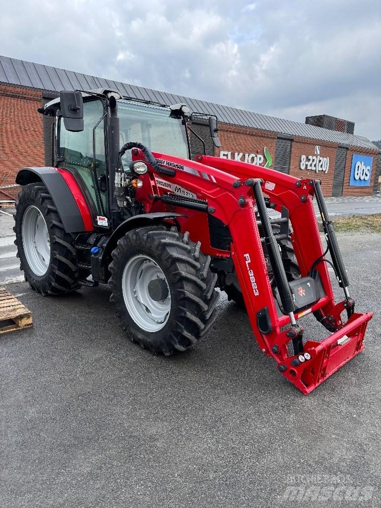 Massey Ferguson 5713 Traktorer