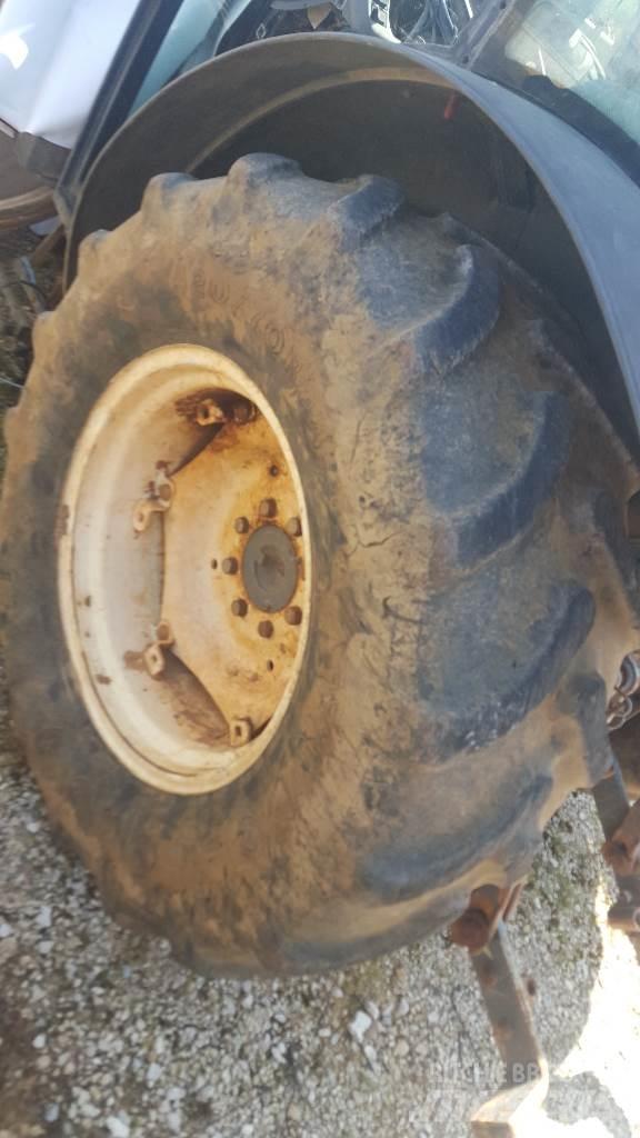  Pneus 420/70R24 Hjul, Dæk og Fælge
