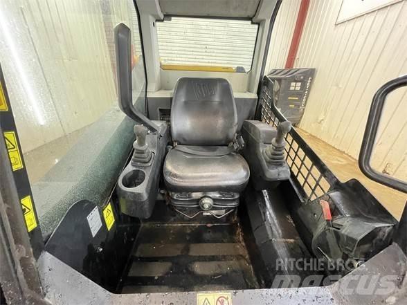 JCB 210T Minilæsser - skridstyret