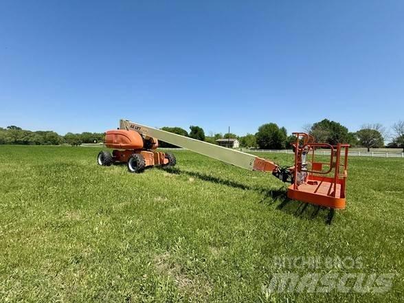 JLG 800S Teleskoplifte