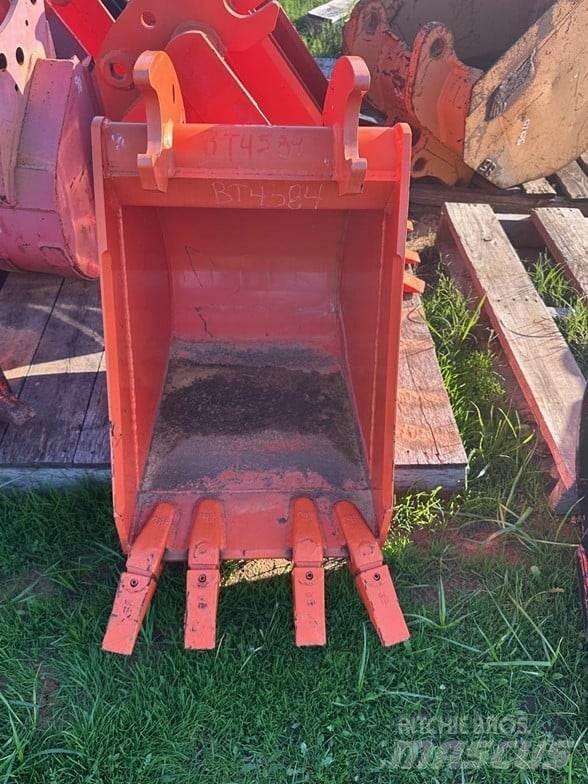 Kubota BT4584 Skovle