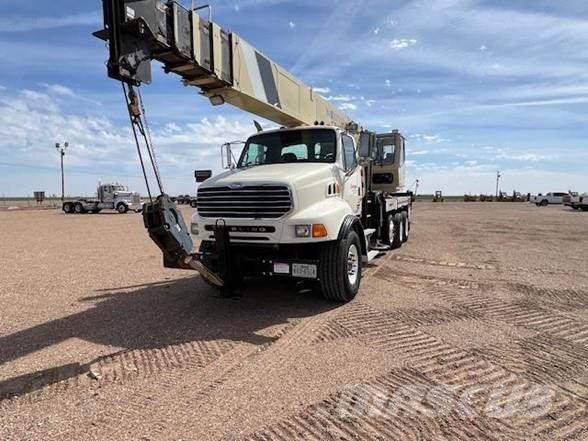 National 1400A Lastbil med kran