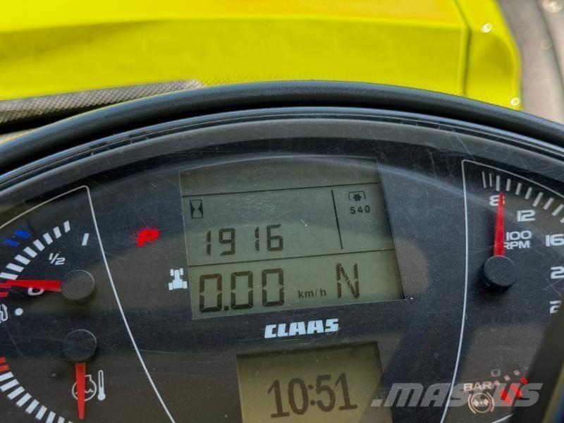 CLAAS AXION 870 Traktorer