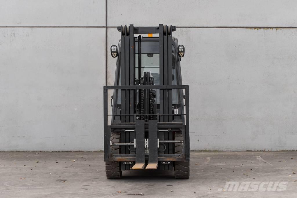 Manitou MI 30 D Diesel gaffeltrucks