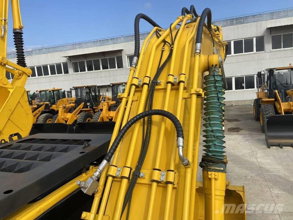 Komatsu PC 220-8 Gravemaskiner på larvebånd