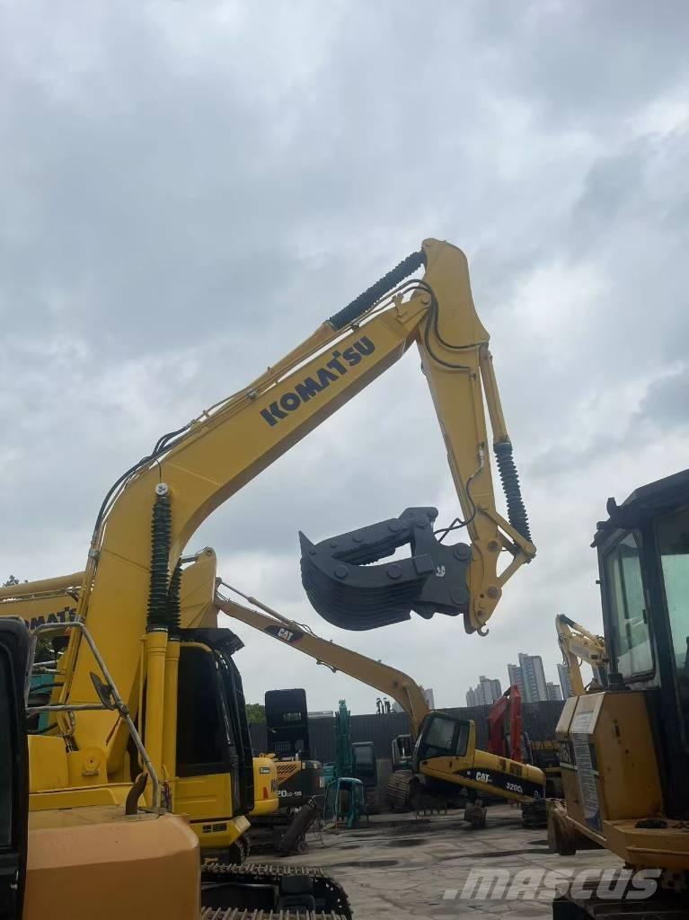Komatsu PC 240 Gravemaskiner på larvebånd