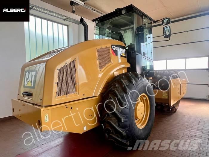 CAT CP 68 B Jordvibrationstromler