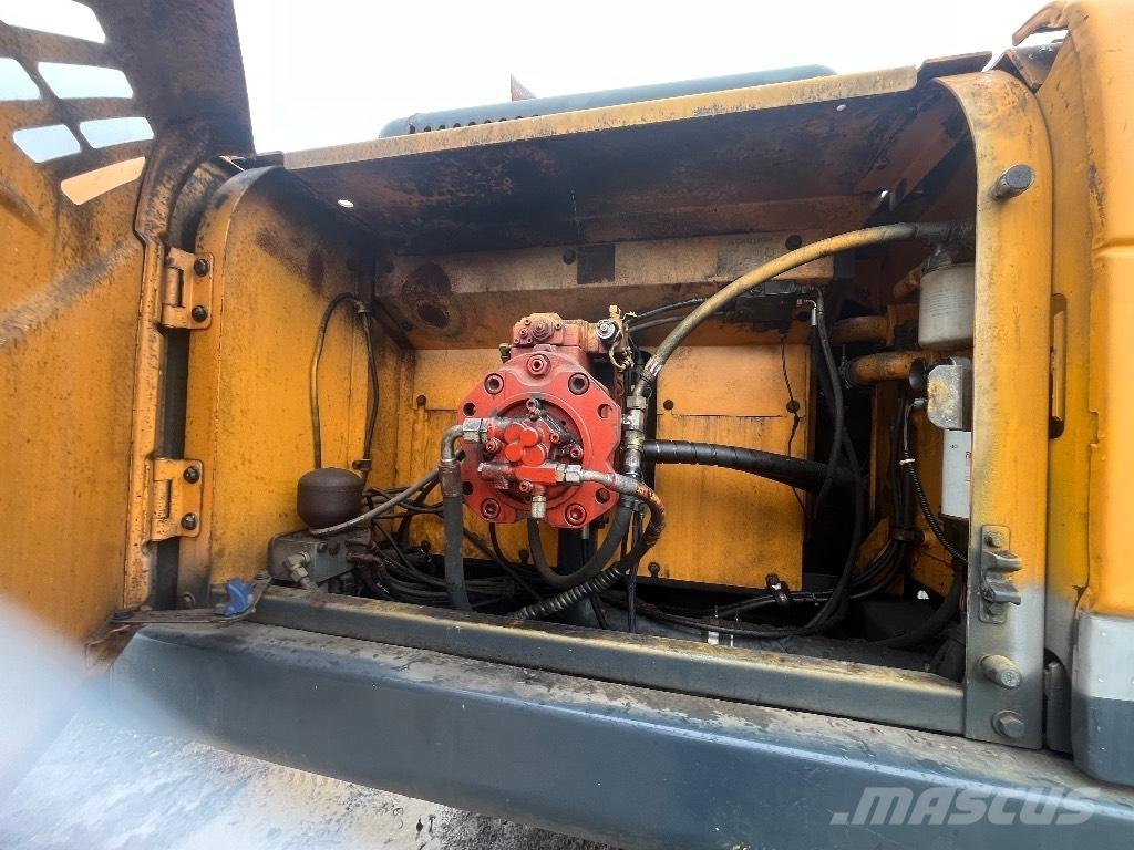 Hyundai 210-9 Gravemaskiner på larvebånd