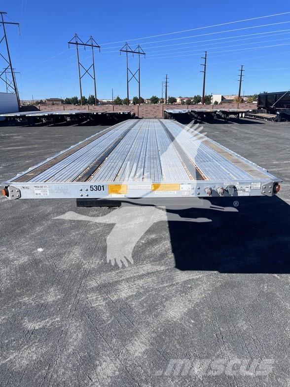 Utility 4000AE Semi-trailer med lad/flatbed