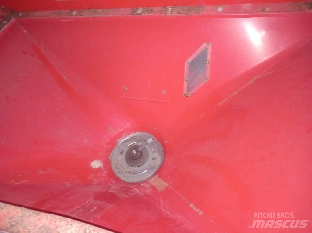 Kuhn MDS 732 M Gødningssprøjter