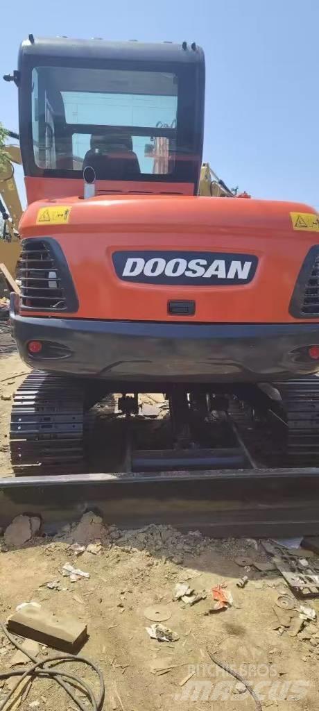 Doosan DX60 Minigravemaskiner