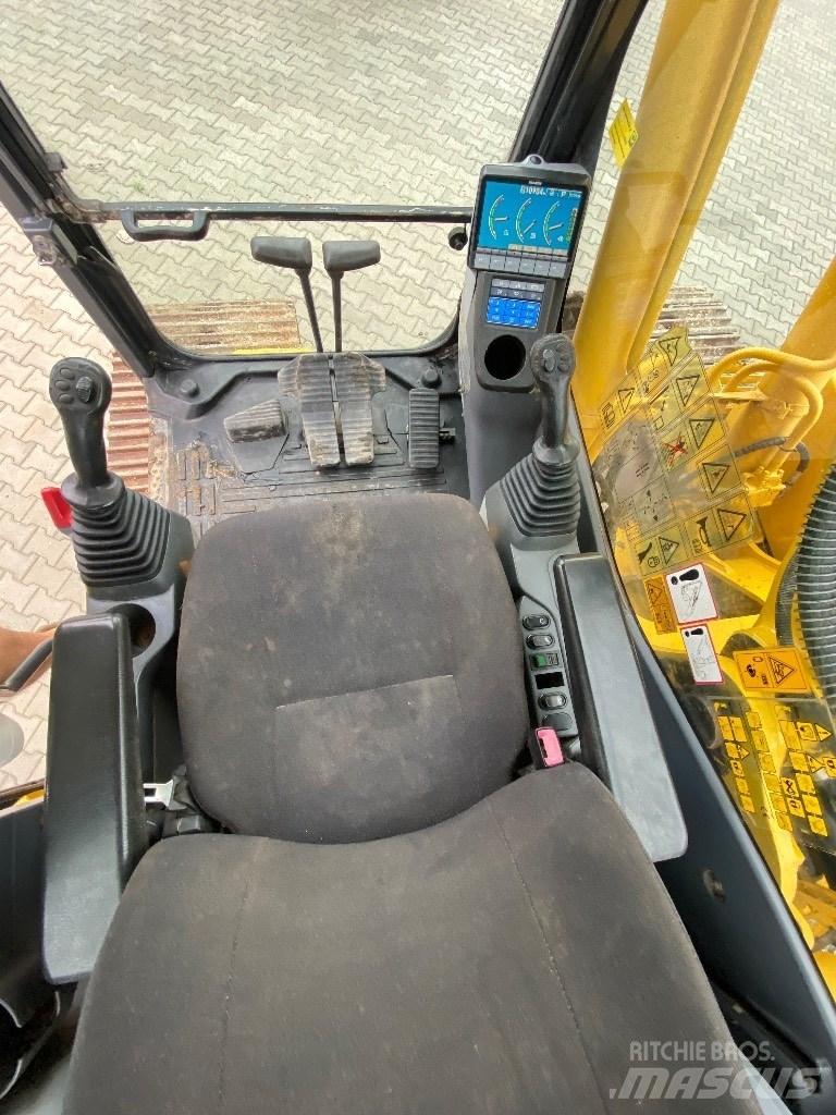 Komatsu PC 210 LC-8 Gravemaskiner på larvebånd