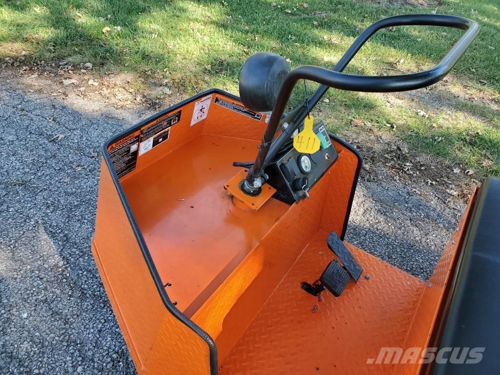 Taylor-Dunn SS536 Bugsertruck