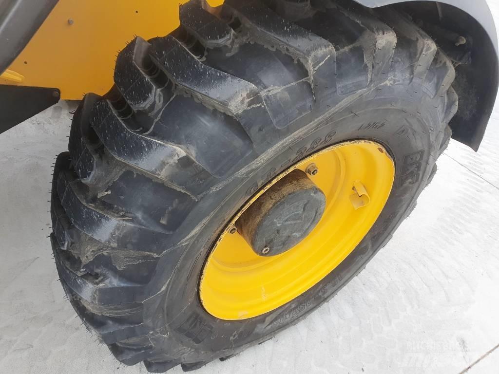 JCB 540-140     M329 Teleskopiske hjullæssere