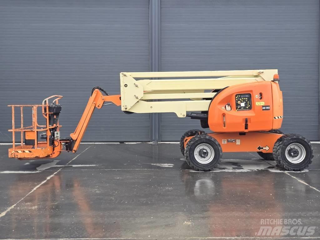 JLG 450 AJ II Bomlifte med knækarm