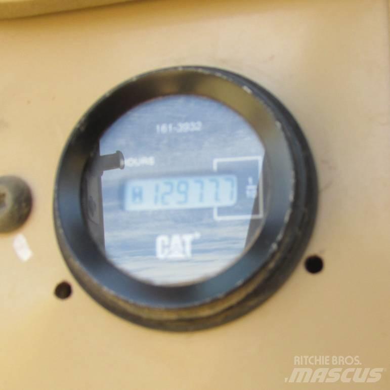 CAT 140 H Vejhøvle / Gradere