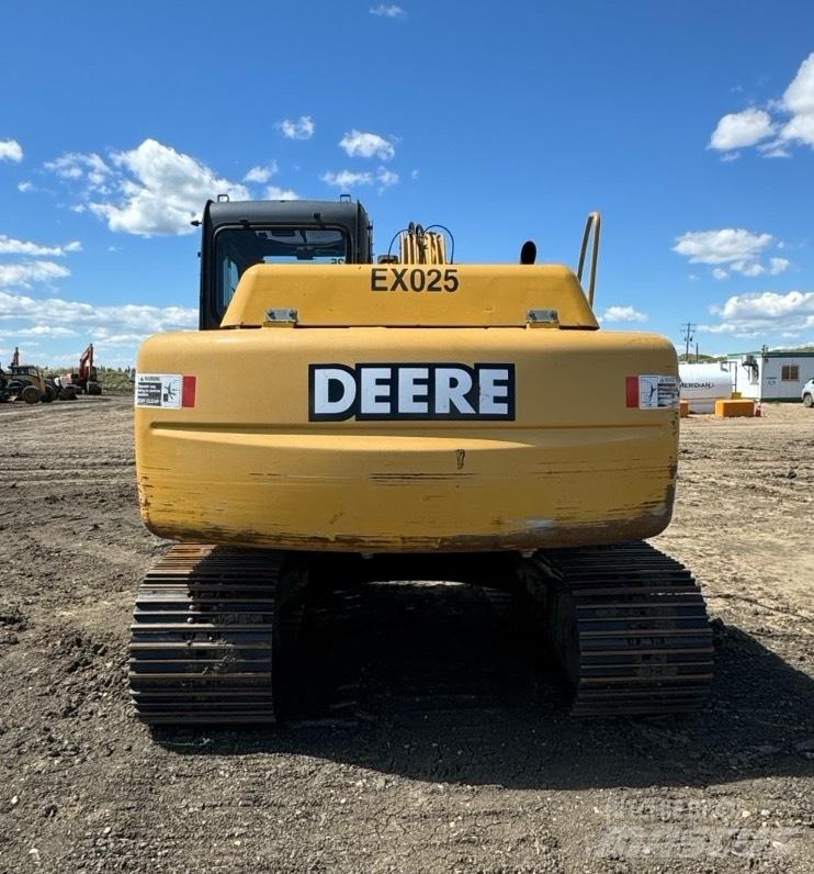 DEERE 120C Gravemaskiner på larvebånd
