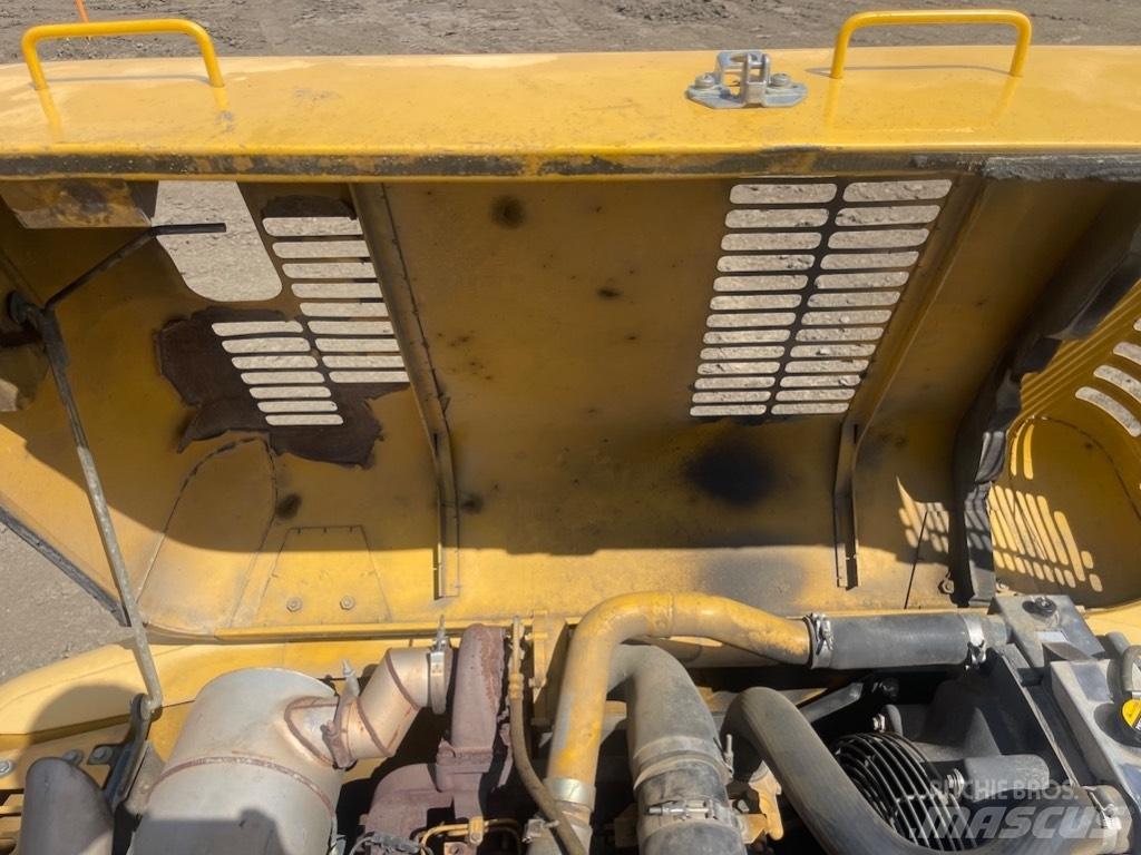 DEERE 120C Gravemaskiner på larvebånd
