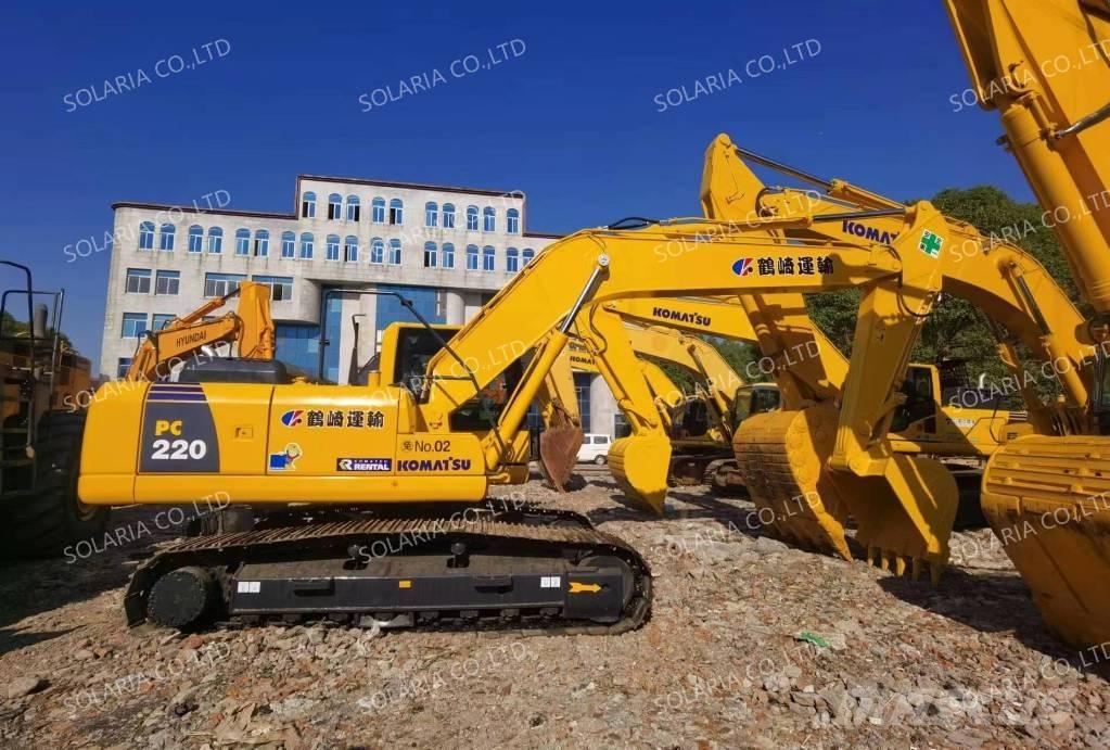 Komatsu PC 220-8 Gravemaskiner på larvebånd