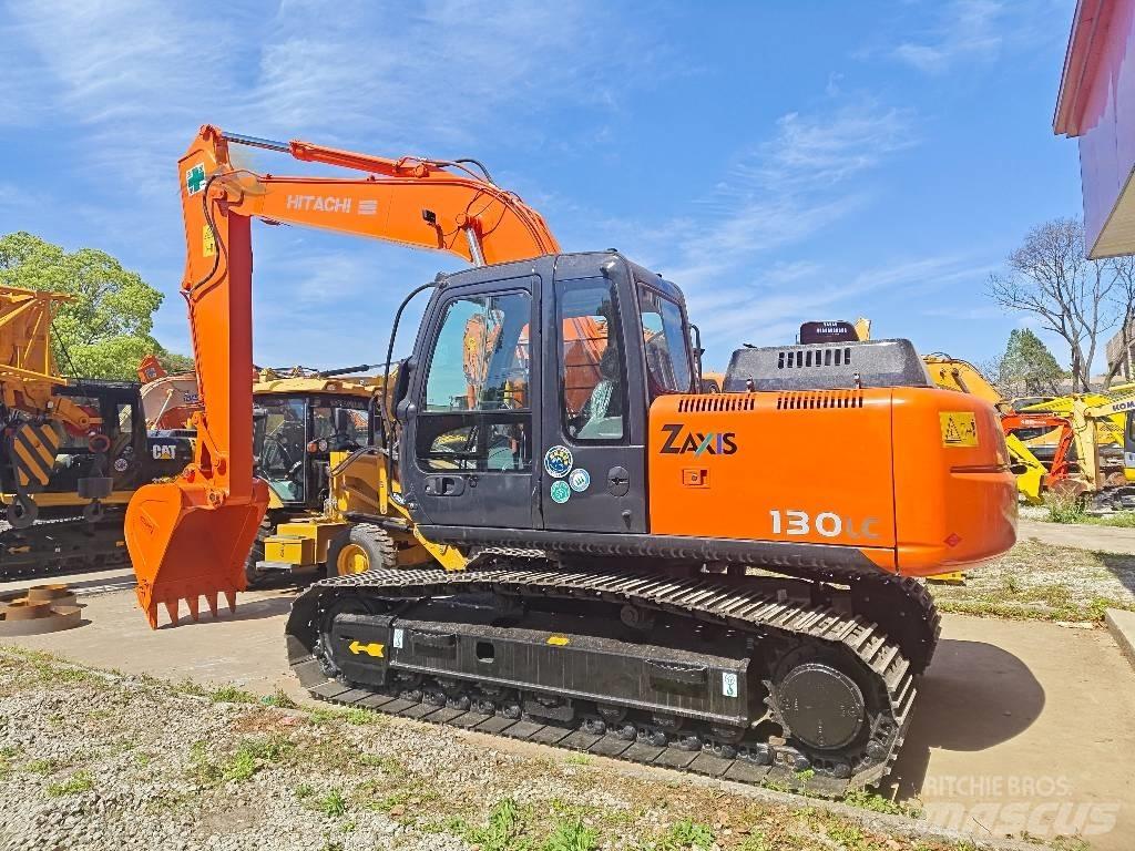 Hitachi ZX 130 Gravemaskiner på larvebånd
