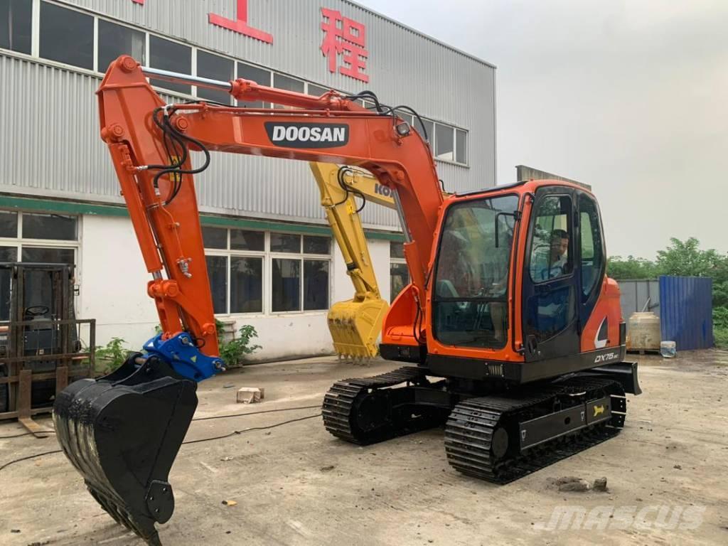 Doosan DX 75-9 C Midi-gravemaskiner 7t - 12t