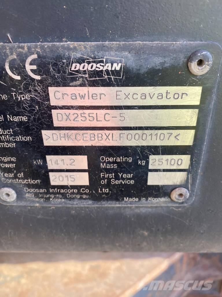 Doosan DX 255 LC-5 Gravemaskiner på larvebånd