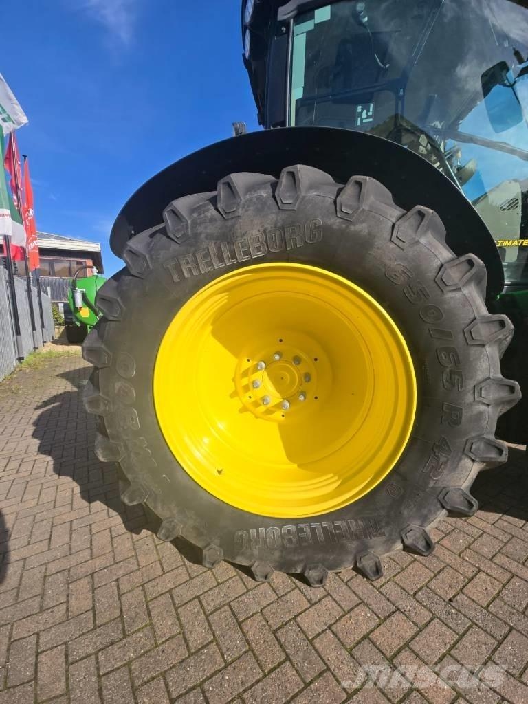 John Deere 6155 R Traktorer