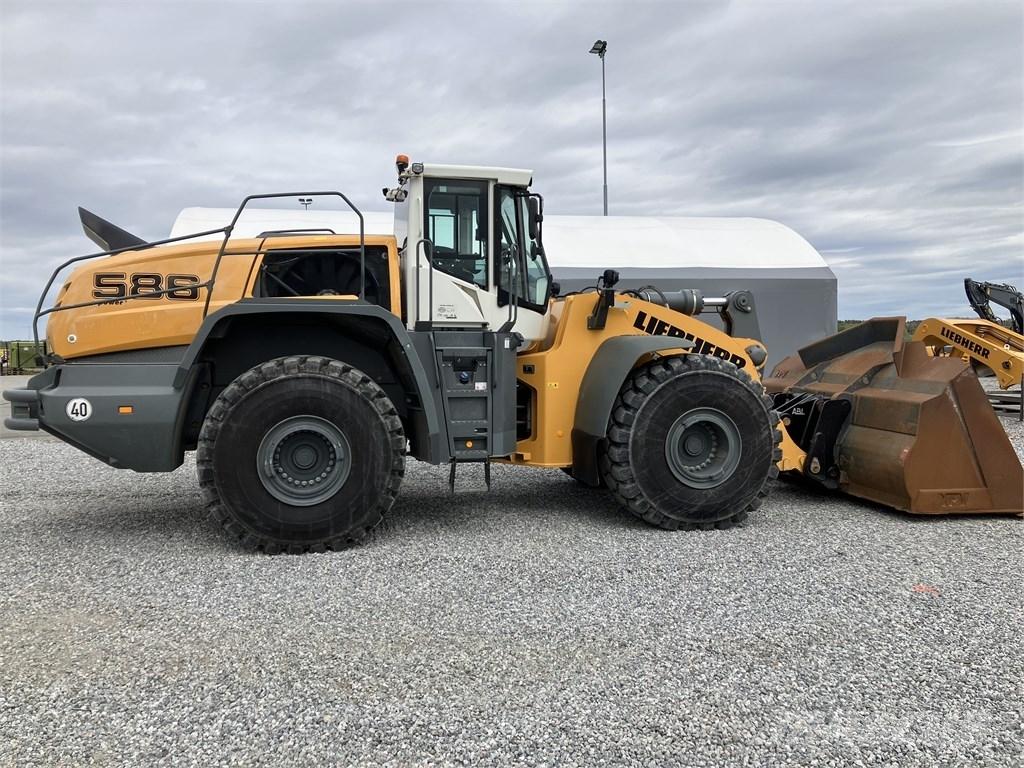 Liebherr L586 Xpower Læssemaskiner på hjul