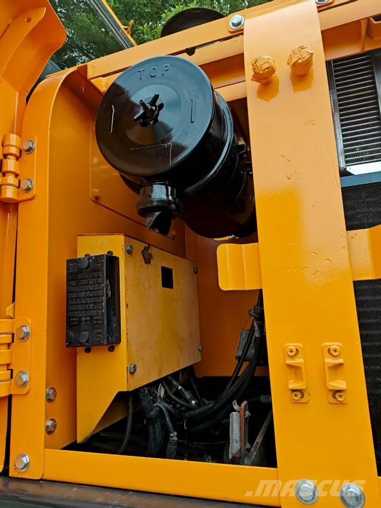 Hyundai r210w-9 Gravemaskiner på hjul