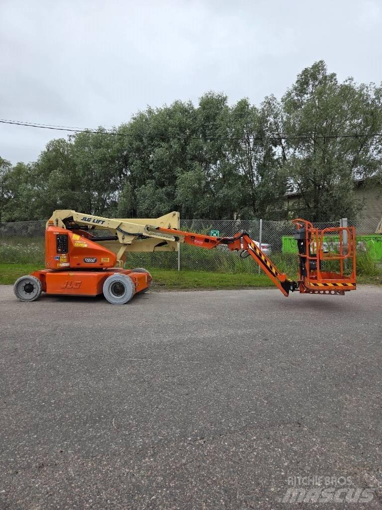 JLG E 400 AJPN Bomlifte med knækarm