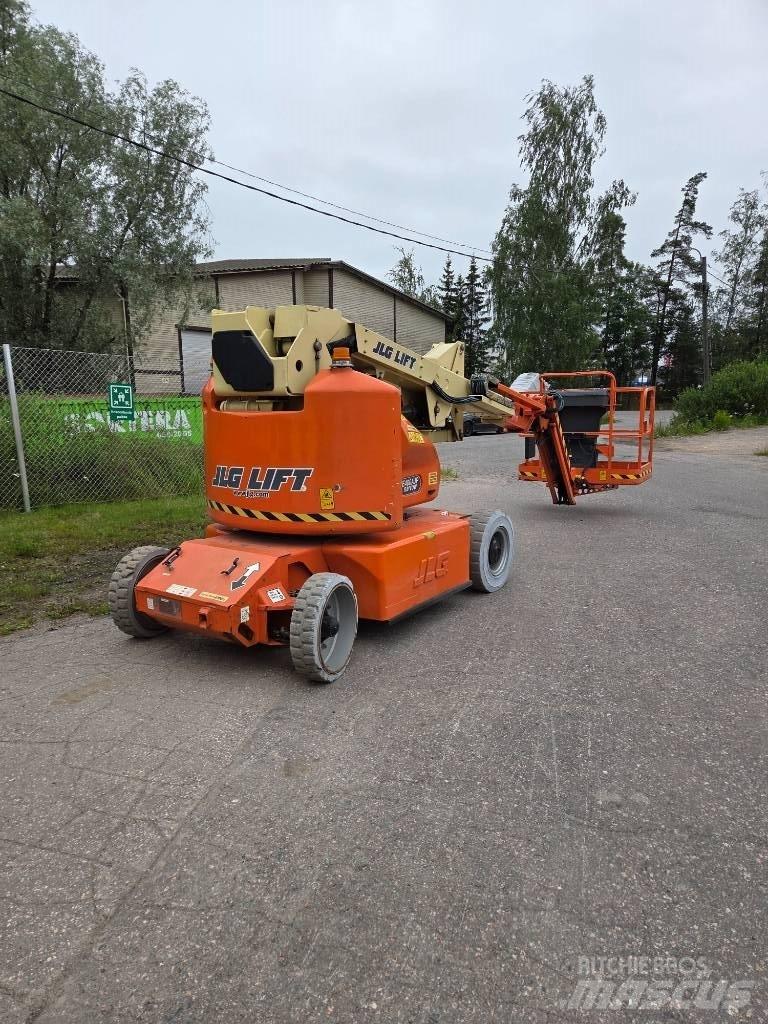 JLG E 400 AJPN Bomlifte med knækarm