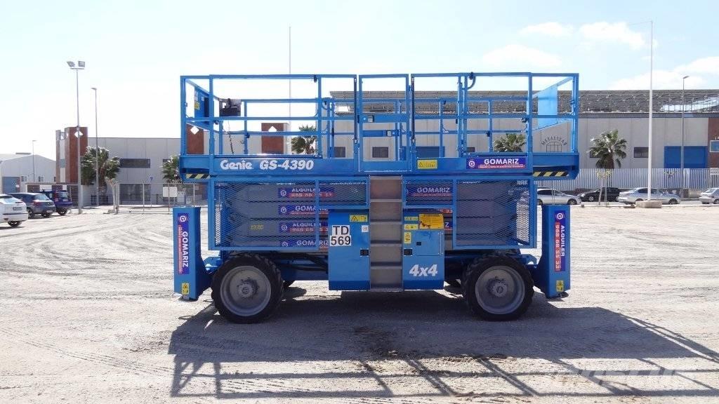 Genie GS 4390 RT Saxlifte
